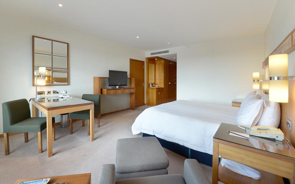 לונדון Canary Riverside Plaza Hotel מראה חיצוני תמונה A room at the InterContinental London The O2