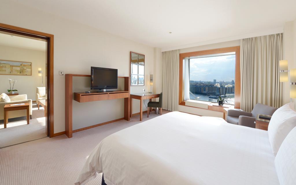 לונדון Canary Riverside Plaza Hotel מראה חיצוני תמונה A room at the InterContinental London - The O2
